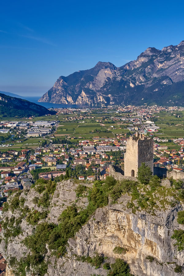 Automercato Santuliana ad Arco - Oltre 60 anni di esperienza Automercato Santuliana S.n.c. | Il nostro patrimonio