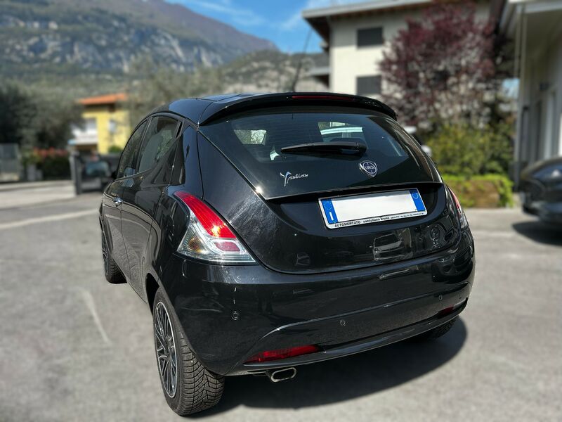 LANCIA YPSILON  1.2  GOLD 5 PORTE 