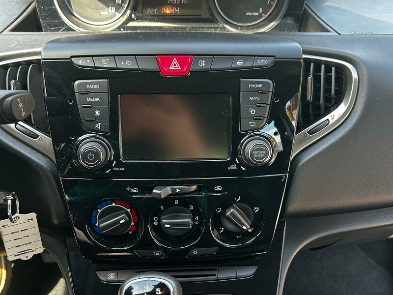 LANCIA YPSILON  1.2  GOLD 5 PORTE 