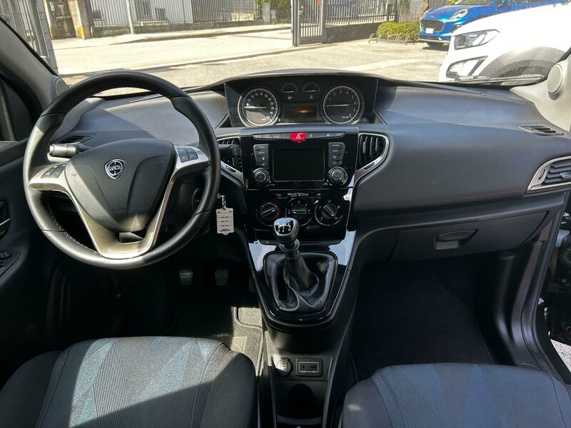 LANCIA YPSILON  1.2  GOLD 5 PORTE 