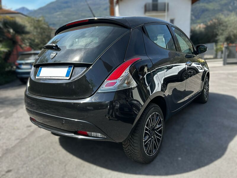 LANCIA YPSILON  1.2  GOLD 5 PORTE 