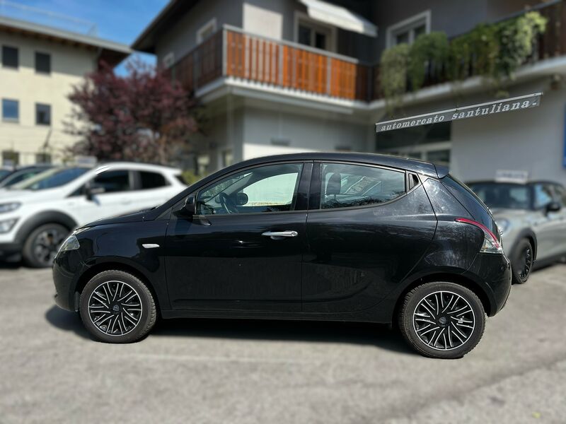 LANCIA YPSILON  1.2  GOLD 5 PORTE 