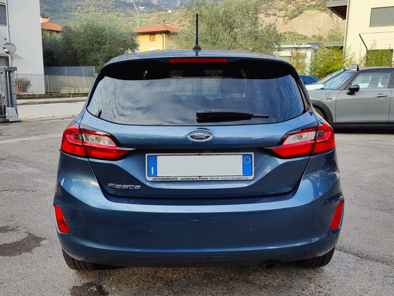 FORD FIESTA  1.1 TITANIUM