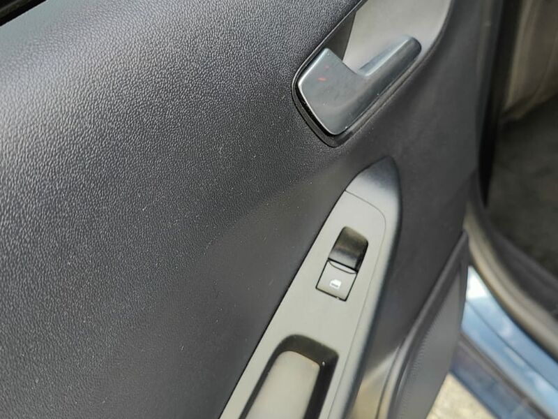 FORD FIESTA  1.1 TITANIUM