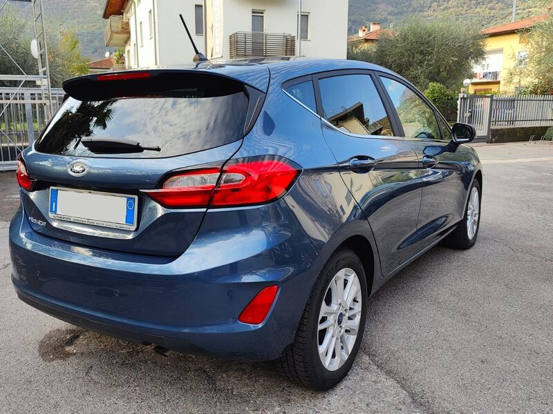 FORD FIESTA  1.1 TITANIUM