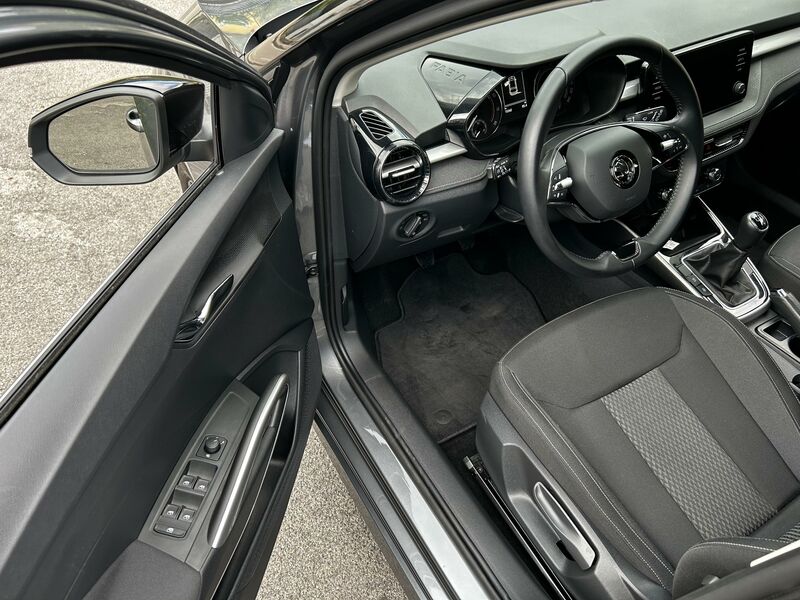 ŠKODA FABIA  1.0 MPI STYLE