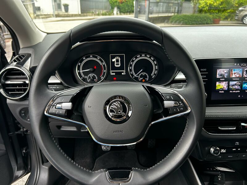 ŠKODA FABIA  1.0 MPI STYLE