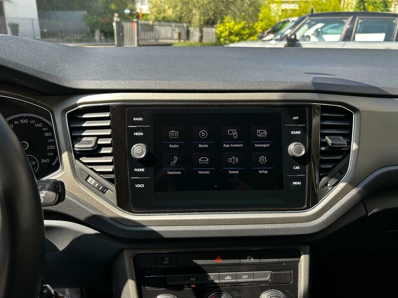 VOLKSWAGEN T-ROC   1.5 TSI DSG STYLE