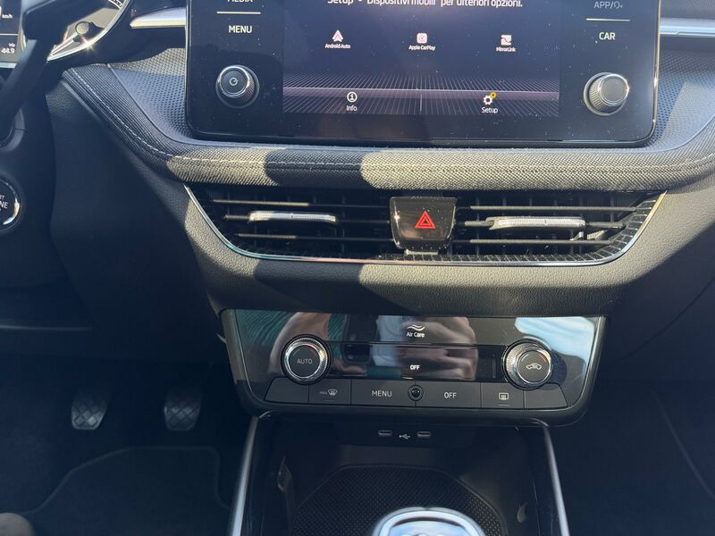 ŠKODA FABIA  1.0 MPI STYLE